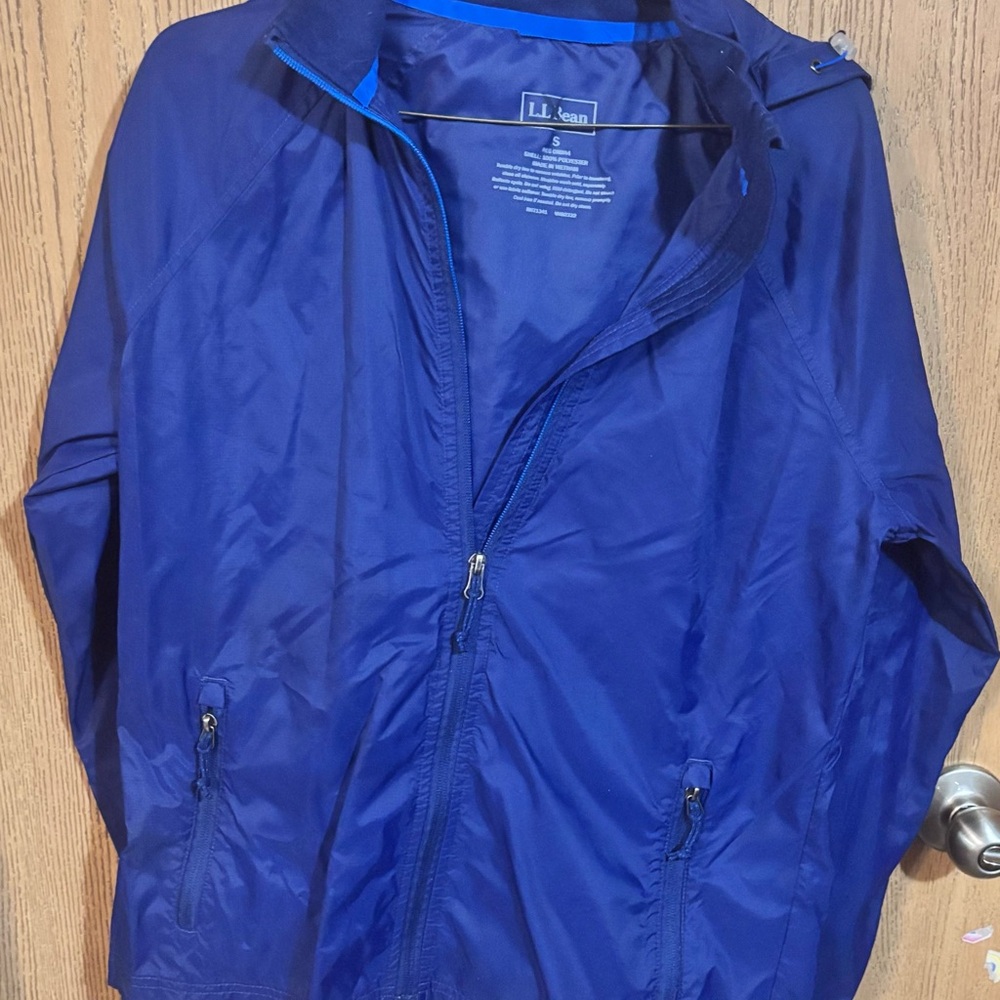 L.L. Bean Blue Windbreaker Lightweight Water-Resistant Jacket